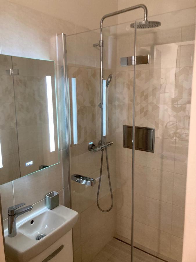Apartment Jana Masaryka Prag Dış mekan fotoğraf