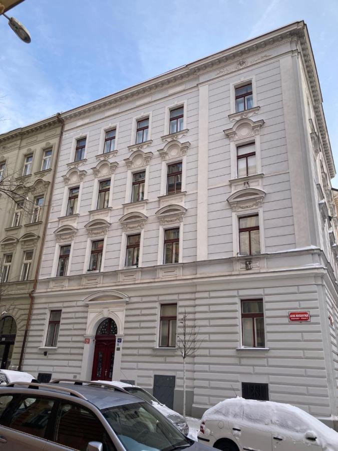 Apartment Jana Masaryka Prag Dış mekan fotoğraf