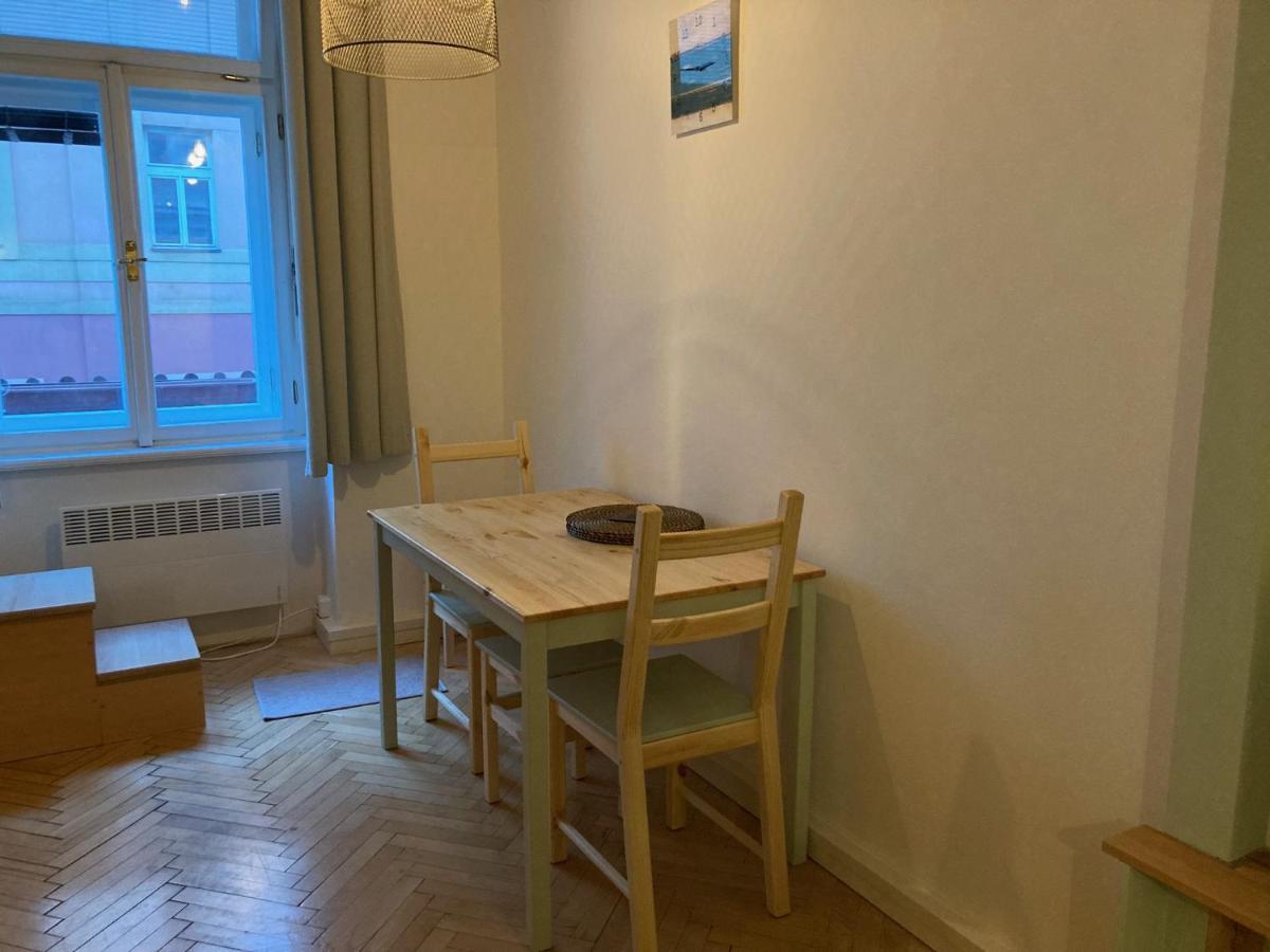 Apartment Jana Masaryka Prag Dış mekan fotoğraf